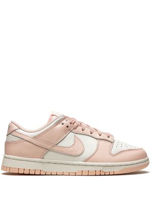 Nike Dunk Low sneakers