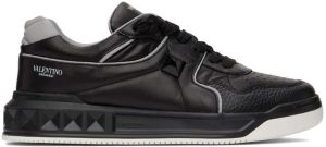 Valentino Garavani Black One Stud Low-Top Sneakers