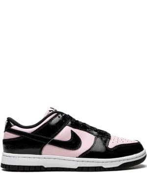 Nike Dunk Low sneakers