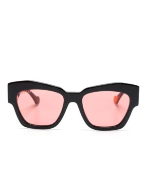 Gucci Eyewear logo-plaque oversize-frame sunglasses