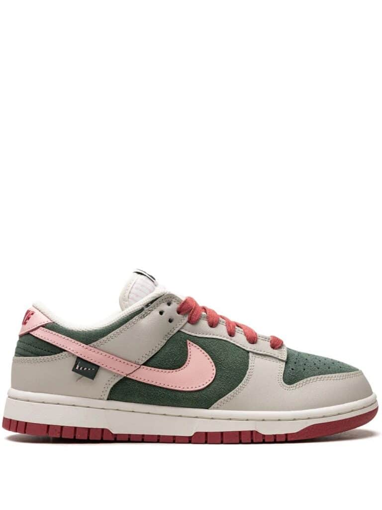 Nike Dunk Low SE "All Petals United" sneakers