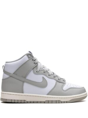 Nike Dunk High logo-patch sneakers