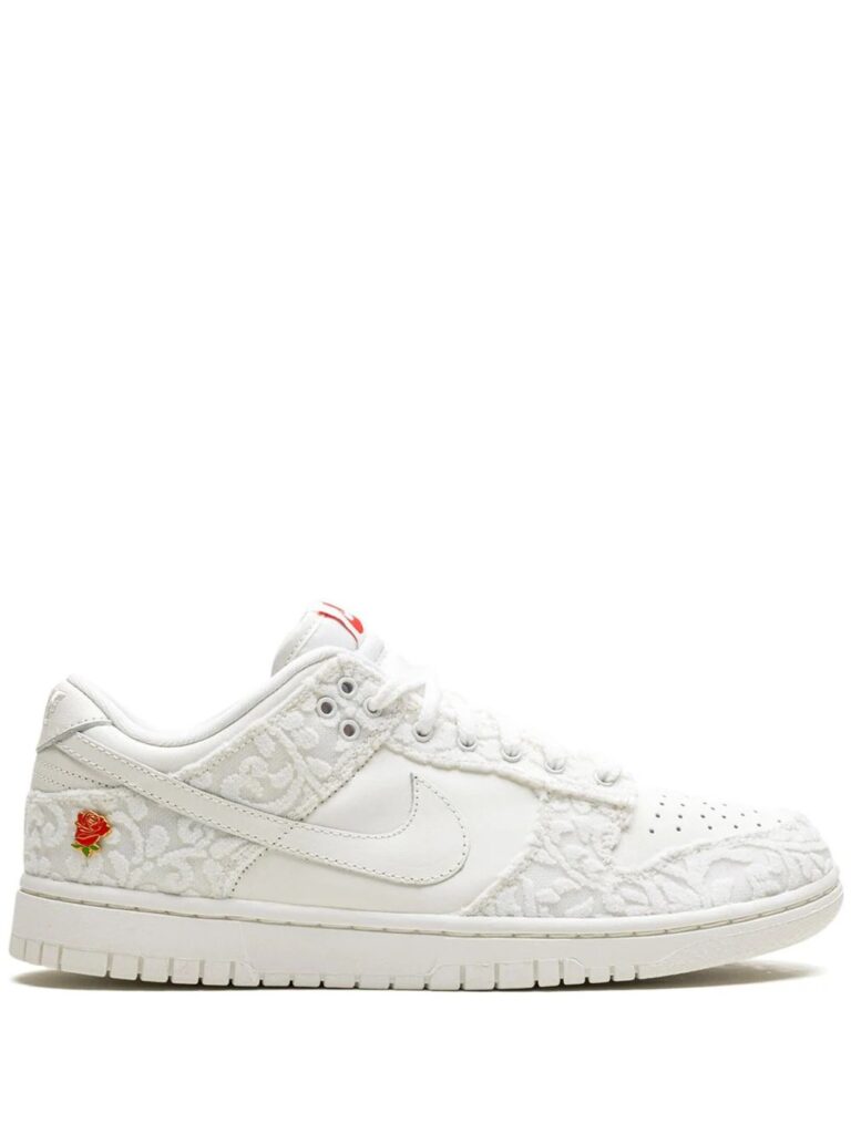 Nike Dunk Low "Giver Her Flowers" sneakers