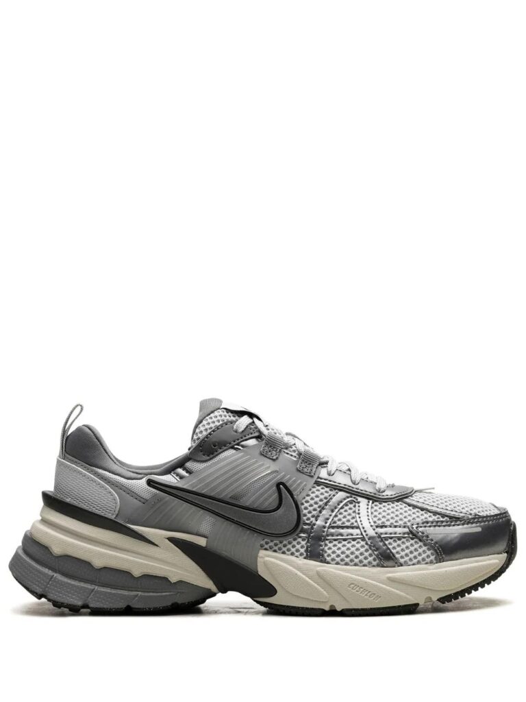 Nike V2K Run "Pure Platinum/Wolf Grey" sneakers