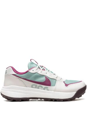 Nike ACG Lowcate lace-up sneakers