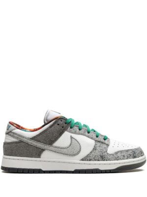 Nike Dunk Low "Philly" sneakers