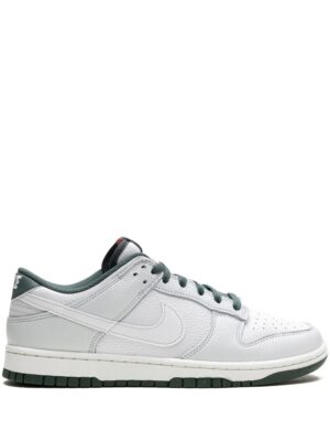 Nike Dunk Low Retro SE "Vintage Green" sneakers