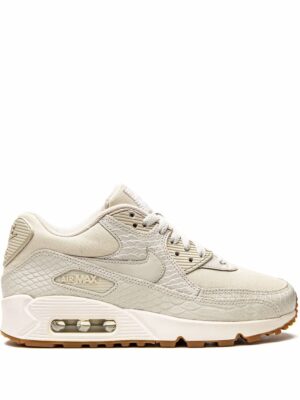 Nike Air Max 90 low-top sneakers