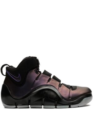 Nike LeBron 4 “Eggplant” sneakers