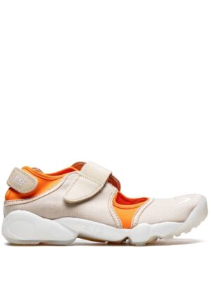 Nike Air Rift low-top sneakers