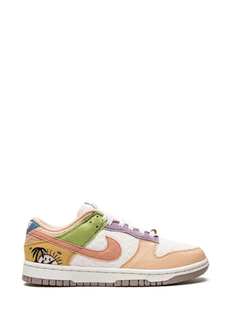 Nike Nike Dunk Low SE W "Sun Club"