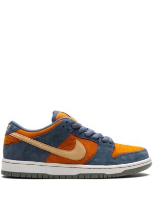 Nike SB Dunk Low “Light Carbon/Monarch” sneakers